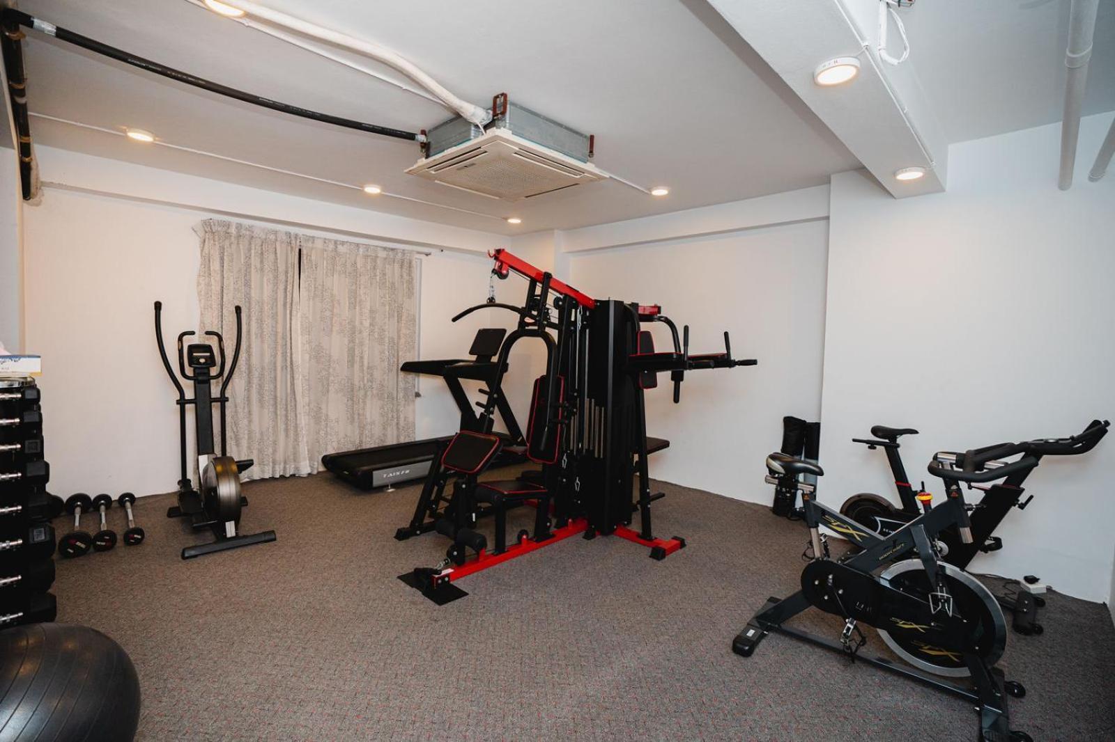 Royal Raj Hotel Rajshahi Eksteriør bilde