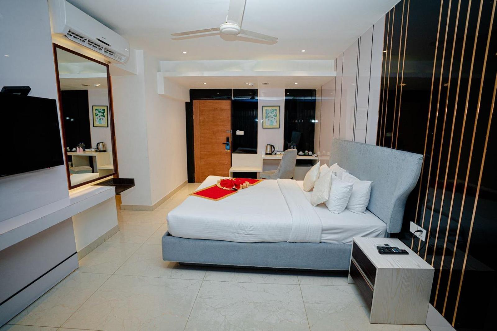 Royal Raj Hotel Rajshahi Eksteriør bilde