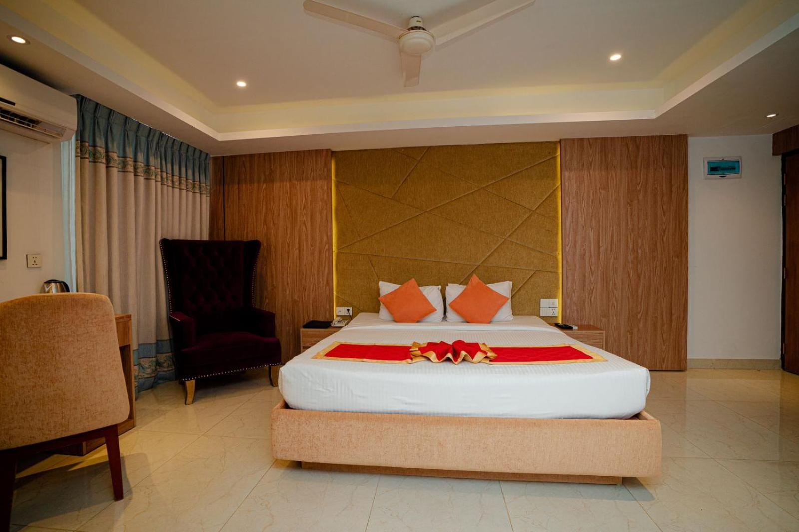 Royal Raj Hotel Rajshahi Eksteriør bilde