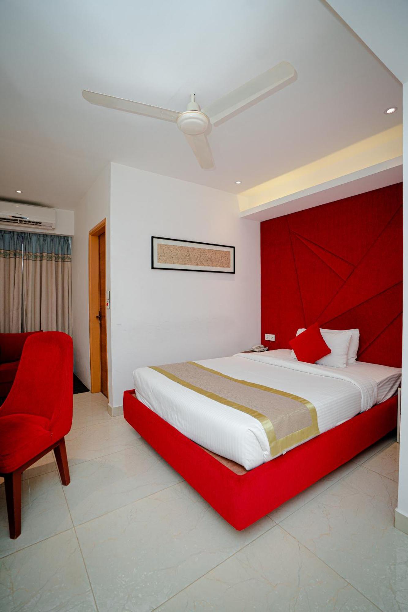 Royal Raj Hotel Rajshahi Eksteriør bilde